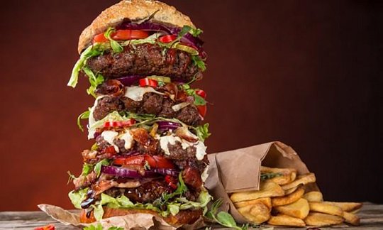 Un Américain mange en moyenne 350 grammes de viande par jour...