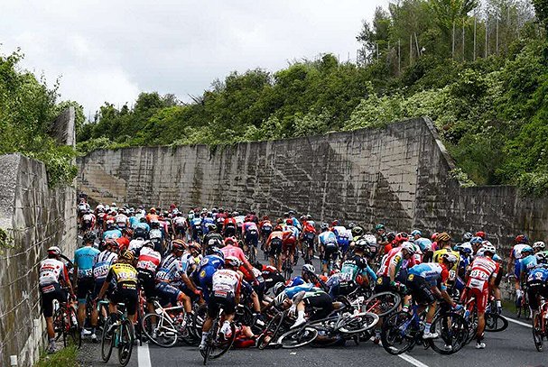 Le cyclisme, sport de plus en plus dangereux.