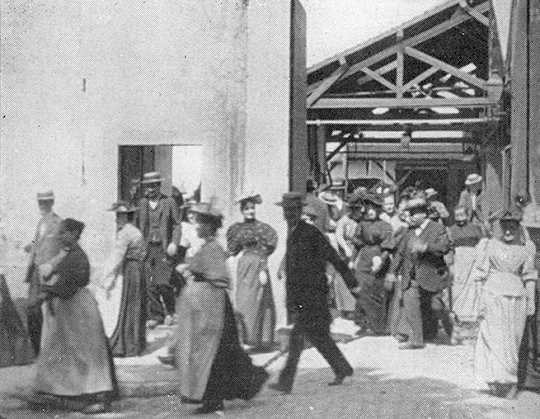 Dans le film on la rejoue 130 ans plus tard.