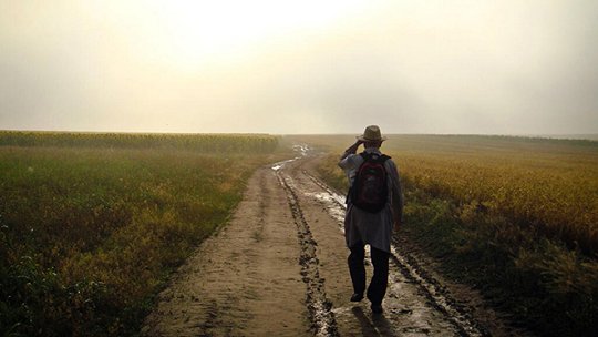 Titre de son livre pr&eacute;c&eacute;dent : La soci&eacute;t&eacute; tr&egrave;s secr&egrave;te des marcheurs solitaires.