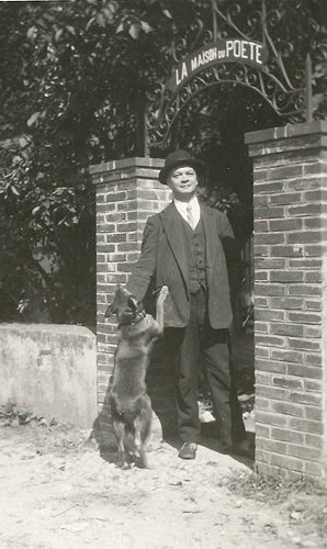 Son vrai nom : Philippe Huc. Moins glamour...